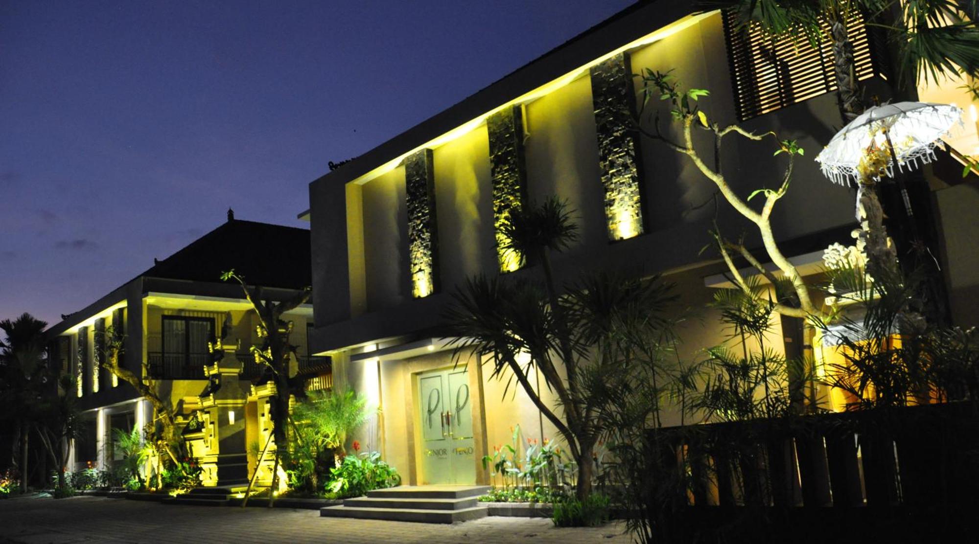 D'Penjor Seminyak Hotel Exterior photo